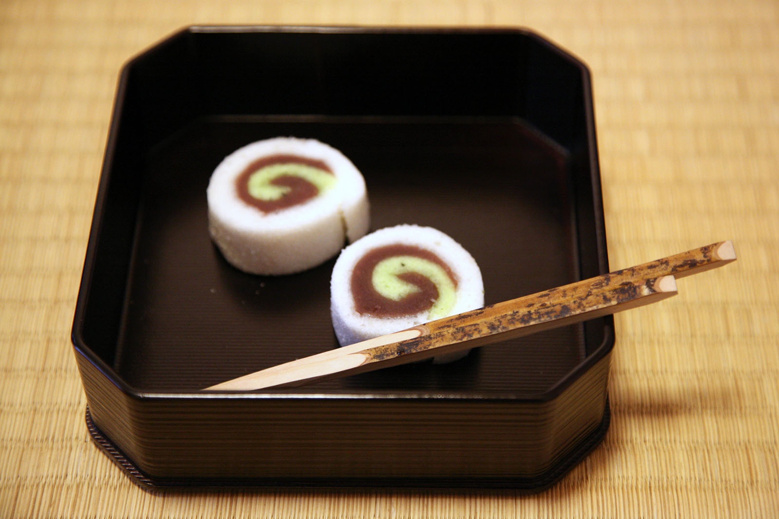 主菓子 | 日本の食べ物用語辞典